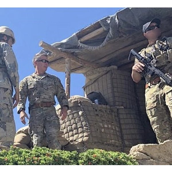 画像13: 実物 MIDWEST HK416/MR556  ハンドガード M-LOK 9インチ