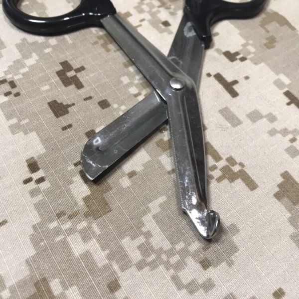 画像4: 米軍放出品 メディカルシザース 黒 医療用ハサミ 未使用品