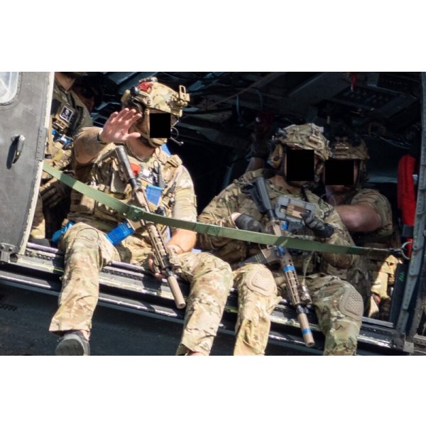 画像4: MADE IN USA  実物 DEVGRU ブルーチームパッチ  黒赤/黒白  (56)