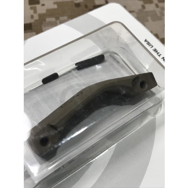 画像5: 実物 magpul MOE トリガーガード  AR/15/M4  FDE