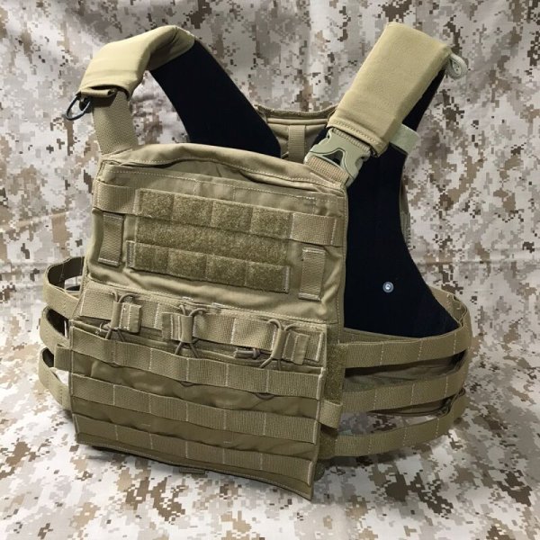 画像1: 実物 crye precision AVS スタンダード プレートキャリアセット coyote  Mサイズ