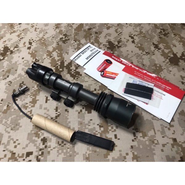 画像1: 実物放出品  SUREFIRE M961ウェポンライト XM07テールスイッチ  IRフィルター付