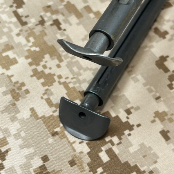 画像15: 実物官給品 M249 minimi ミニミ  Improved Bipod  スチールバイポッド 放出品