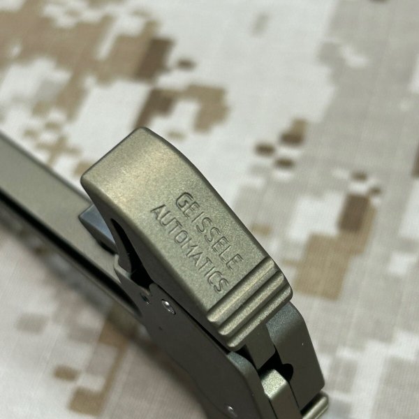 画像7: geissele USASOC SOPMOD Charging Handle 5.56 DDC PN:05-664
