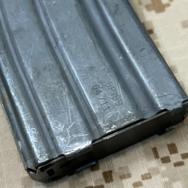 画像5: 沖縄放出品 実物 M4/M16 5.56mm  30rd アルミマガジン USED 2