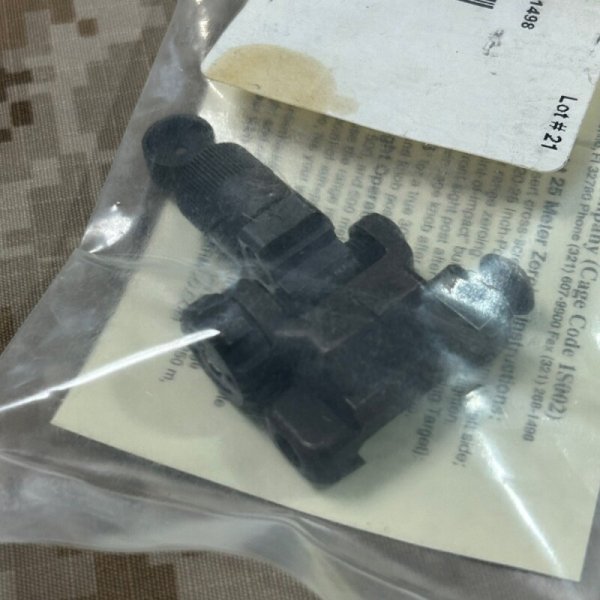 画像9: 米軍官給品  実物  knight's KAC フォールディング マイクロリアサイト 200-600M  USMC BUIS