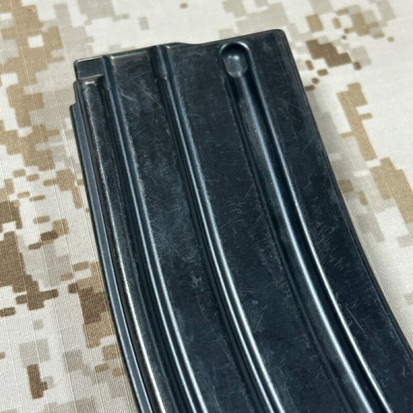 画像6: 沖縄放出品 実物 HK純正 30rdスチールマガジン オールドAF刻印(2)  HK416.MR556