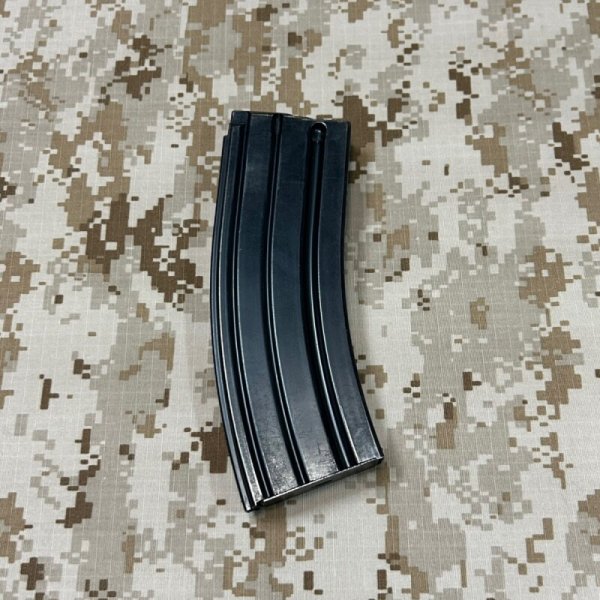 画像4: 沖縄放出品 実物 HK純正 30rdスチールマガジン オールドAE刻印(1)  HK416.MR556