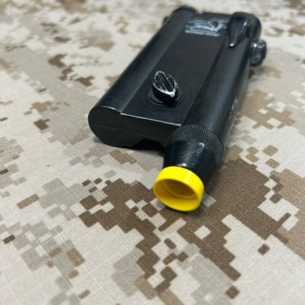 画像8: 沖縄放出品 米軍官給 AN/PAC-4C IR エイミングライトデバイス  セット