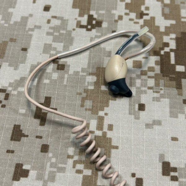 画像2: 実物 TEA  INVISIO M3S  イヤーピースヘッドセット 防水10pin コネクター ケース付き