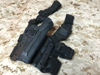 実物放出品 BHI CQC M9(M92F)用レッグホルスター黒 右利き用