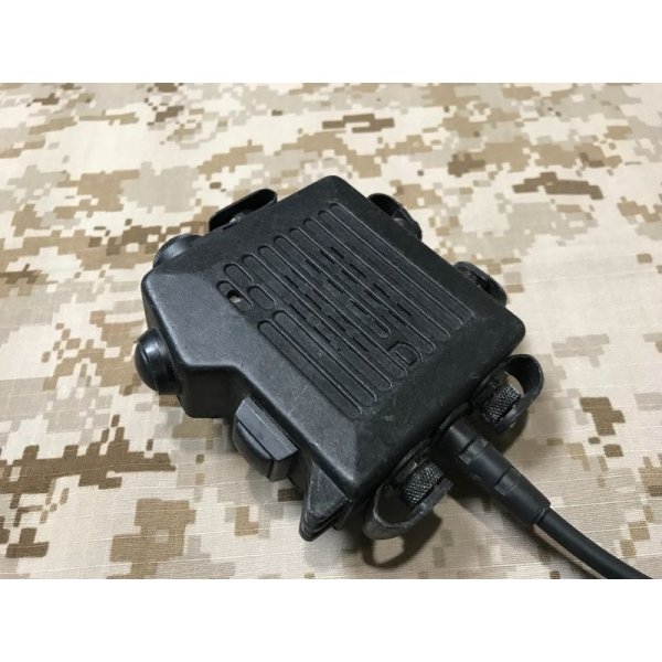 画像3: 英軍放出品 実物 SELEX TAC-MIC CT4 PTT ＆BOWMANヘッドセット 