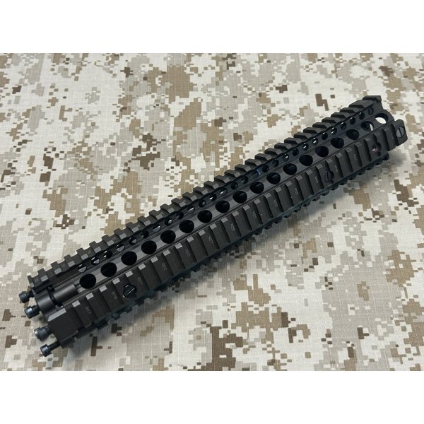 画像1: 官給品 実物 daniel defense M4A1 RIS2 12.25インチレール FDE 2010年製  放出品