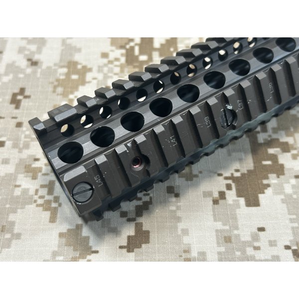 画像8: 官給品 実物 daniel defense M4A1 RIS2 12.25インチレール FDE 2010年製  放出品