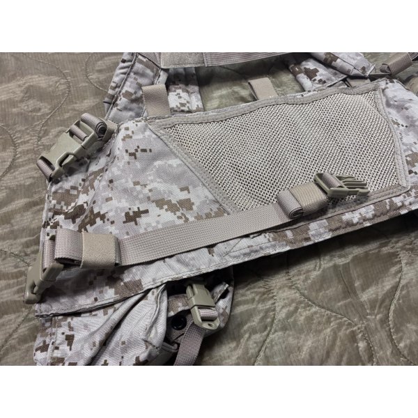 画像7: 実物 EAGLE aor1 MPCR (マルチパーパスチェストリグ) 初期ロット 2007年 美品