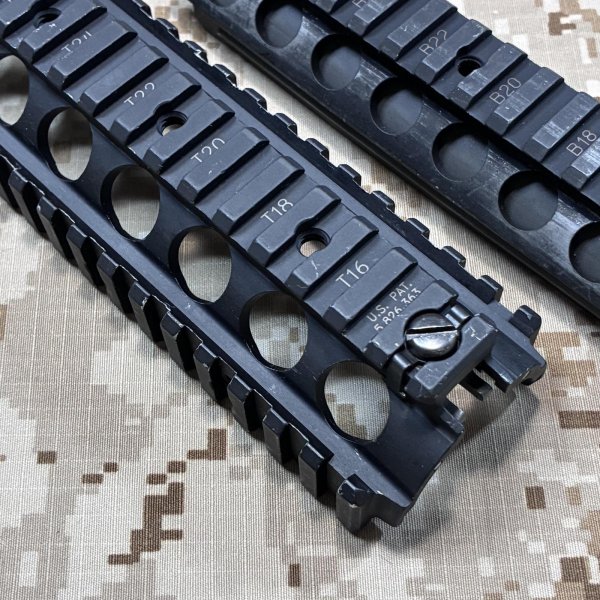 画像3: 放出品  実物 Knights ナイツ RAS ハンドガード（レールパネル、フォアグリップ付き） 