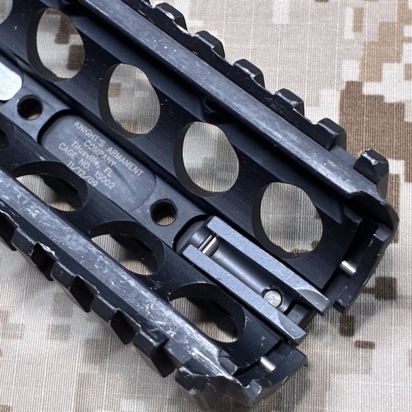 画像10: 放出品  実物 Knights ナイツ RAS ハンドガード（レールパネル、フォアグリップ付き） 