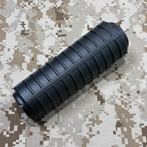 画像1: 実物 AR15/M4 カービンハンドガード　細身　USED