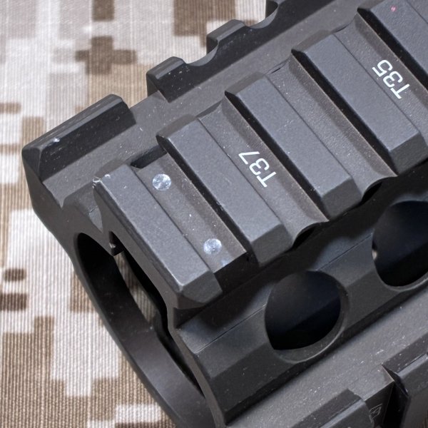 画像9: 実物 米軍官給品 daniel defense Mk18 RIS2 9.5インチ ハンドガードセット FDE  放出品