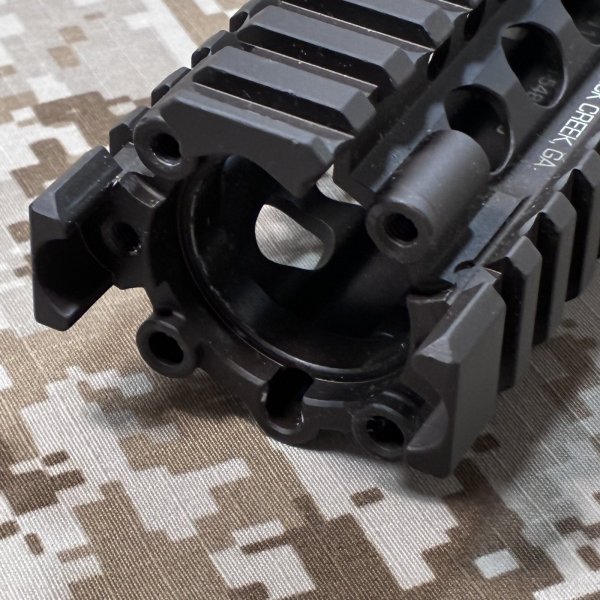 画像8: 実物 米軍官給品 daniel defense Mk18 RIS2 9.5インチ ハンドガードセット FDE  放出品