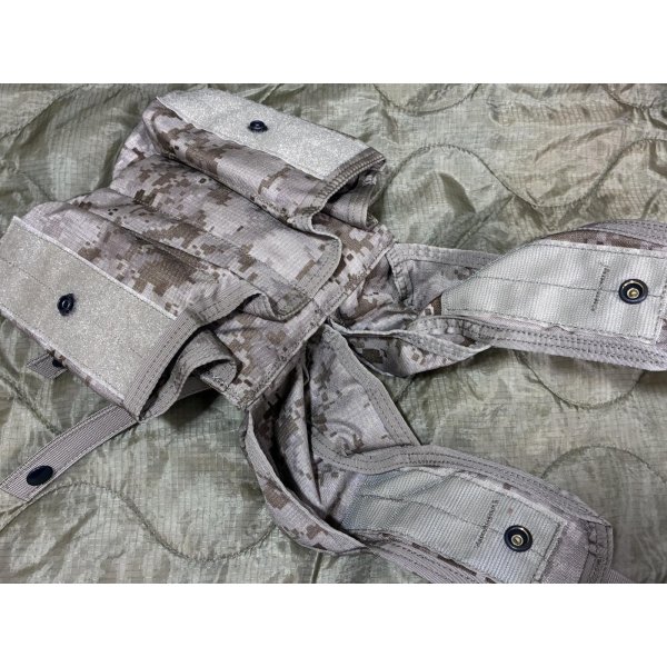 画像7: 実物 EAGLE aor1 ダブル AK/M4 マグポーチ 01/07