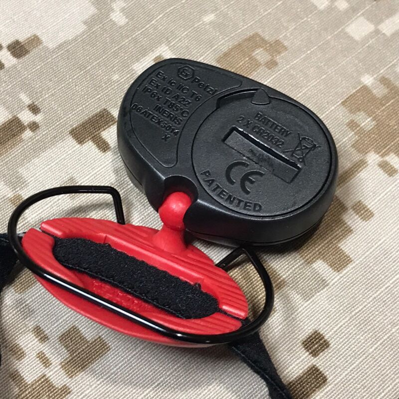 オールドモデル 実物 PETZL e+LITE ペツル Eライト　黒赤 USED
