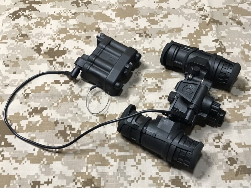 本州送料無料 LIGHT BEAM X SmallMonster AN/PVS-31 個人装備