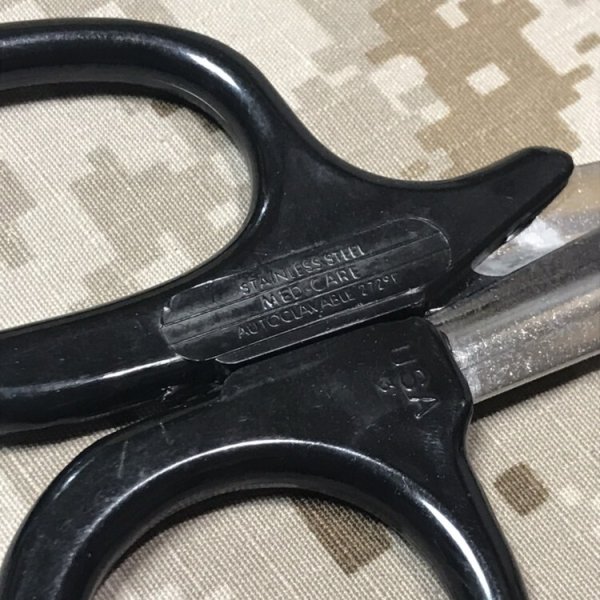 画像5: 米軍放出品 メディカルシザース 黒 医療用ハサミ 未使用品 (5)