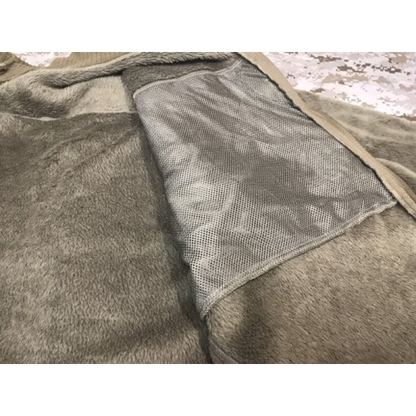 実物放出品 Halys PCU block1 L3 フリースジャケット コヨーテ