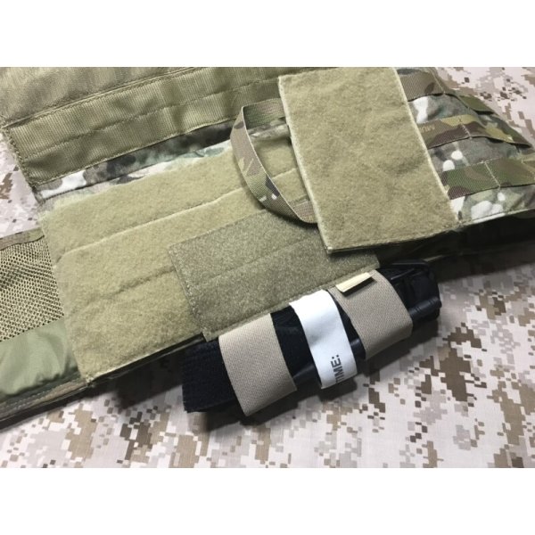 画像9: 実物 LBT-2746A ターニケットホルダー (止血帯ホルダー)  ブラック/コヨーテタン (9)