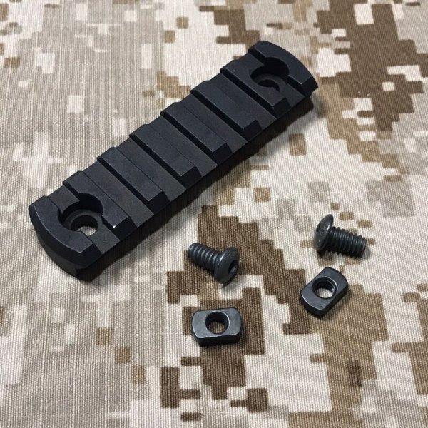 画像9: 実物 magpul M-LOK アルミレールパネル 7slots  MAG582-BLK (9)
