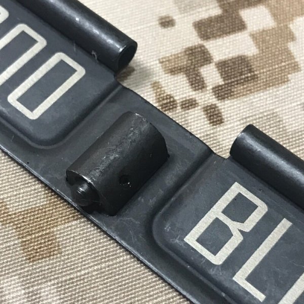 画像8: 実物 noveske  ダストカバー (エジェクションポートカバー) 300BLK (8)