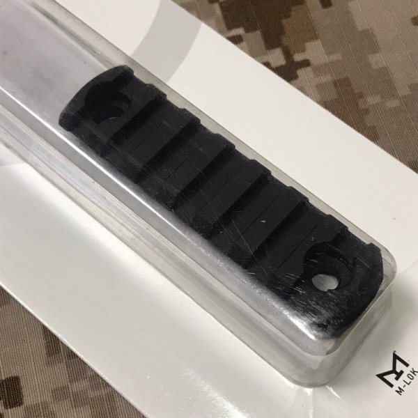 画像6: 実物 magpul M-LOK アルミレールパネル 7slots  MAG582-BLK (6)