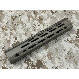 画像: 実物 Knight's armament  ナイツ URX4  10.25inch   M-LOK   ハンドガード  FDE