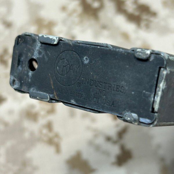 画像6: 沖縄放出品 実物 M4/M16 5.56mm  30rd アルミマガジン USED 4 (6)