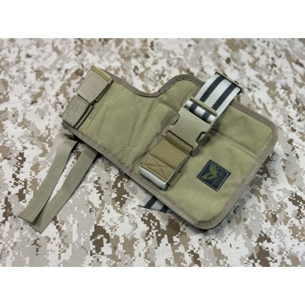 画像2: 実物 EAGLE　H&K MP7用 レッグホルスター カーキ 　美品 (2)