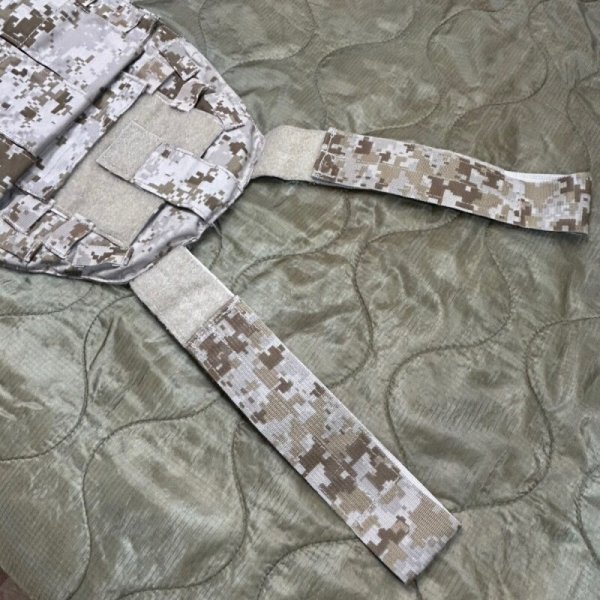 画像5: 実物 LBT-6094K-XL-330D GEN2  aor1 ハイブリット アサルトフロントパネル  スイマーズカット 2010年製 (5)