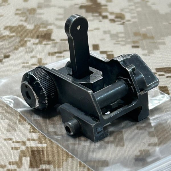 画像8: 米軍官給品 実物 MaTech BUIS 600m バックアップリアサイト 放出品  スレ有USED (8)