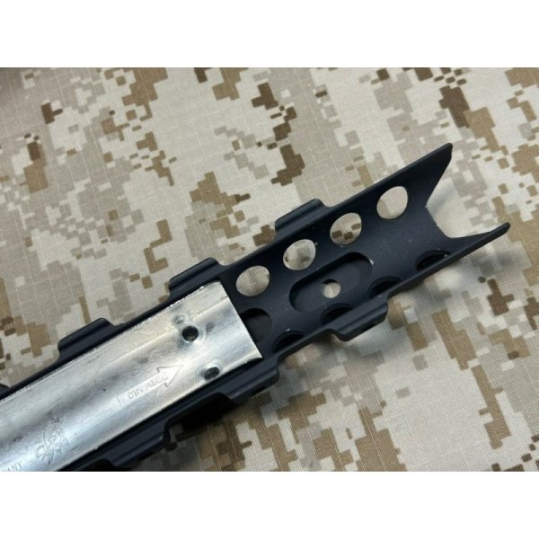 画像10: 実物 Knight's armament  ナイツ URX2  10.5inch ハンドガード BLACK P/N:20549 (10)