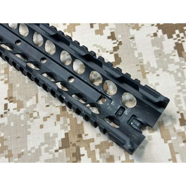 画像11: 実物 Knight's armament  ナイツ URX2  10.5inch ハンドガード BLACK P/N:20549 (11)