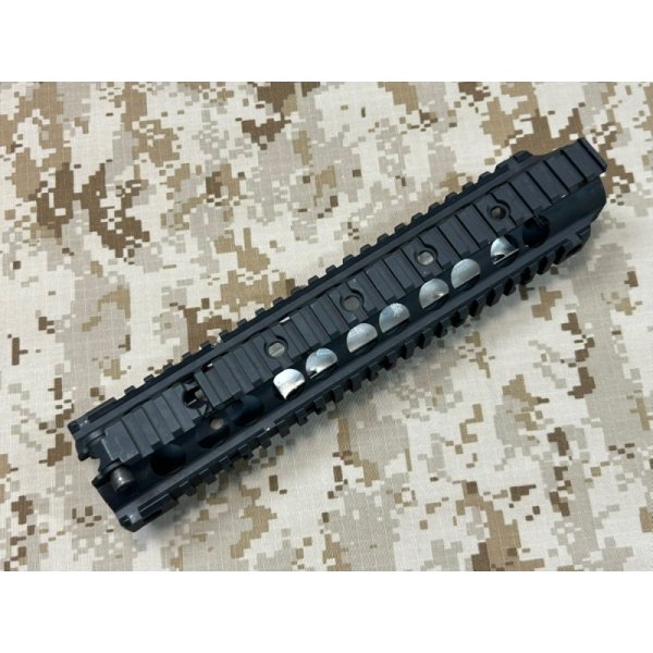 画像6: 実物 Knight's armament  ナイツ URX2  10.5inch ハンドガード BLACK P/N:20549 (6)