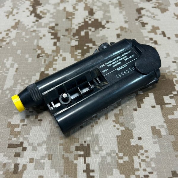 画像6: 沖縄放出品 米軍官給 AN/PAC-4C IR エイミングライトデバイス  セット (6)