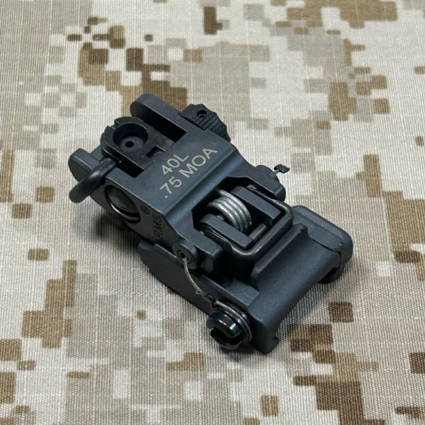 画像1: 実物 ARMS # 40L 75MOA  ロープロファイルフリップアップリアサイト (1)