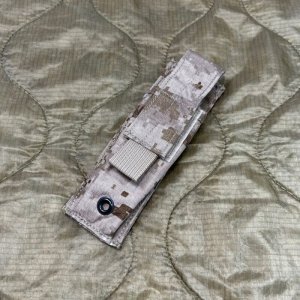 画像: 実物 EAGLE aor1 M9シングルマグポーチ　エクステンド  12/06