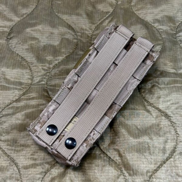 画像4: 実物 EAGLE aor1 PRC-148 MBITR ラジオポーチ 01/07 (4)