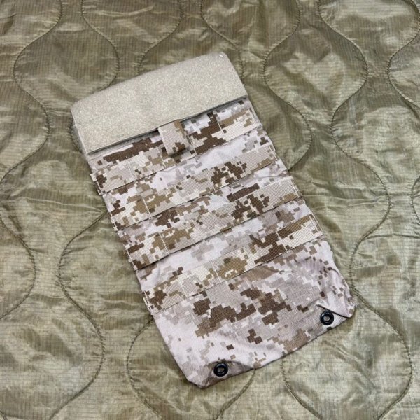 画像1: 実物 LBT-6119B-500D-T aor1 モジュラーハイドレーションポーチ(72oz)2014 (1)