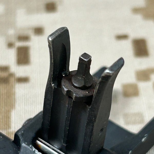 画像11: 米軍放出品 実物 Knight's KAC M4 フロントサイト BLACK  PN:99051 USED (11)