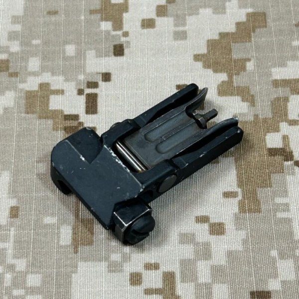 画像3: 米軍放出品 実物 Knight's KAC M4 フロントサイト BLACK  PN:99051 USED (3)