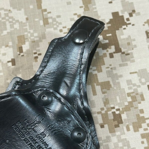 画像7: 実物 サファリランド 518-77 レザーホルスター 黒  右利き SIG P220/226 (7)