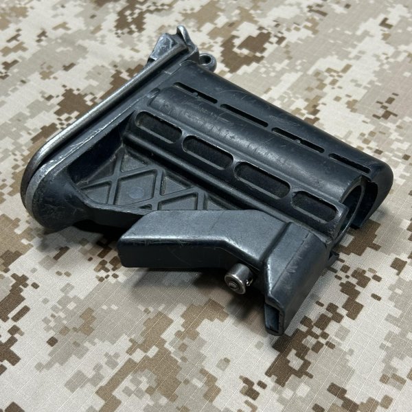 画像2: 実物 米軍官給品 M249 SAW コラプシブルストック USED (2)
